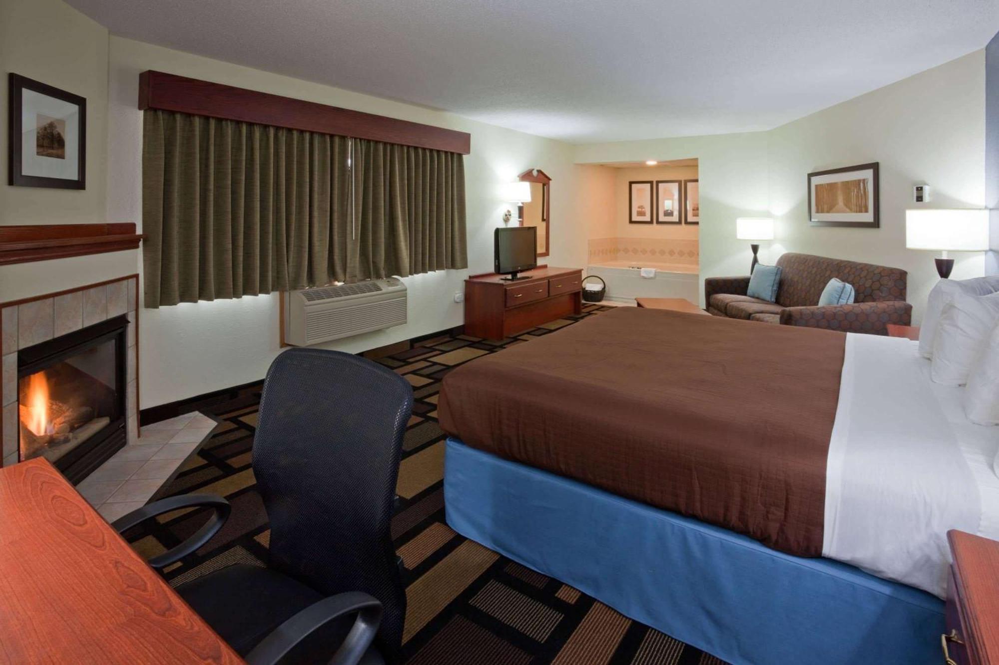 Americinn By Wyndham Austin Esterno foto