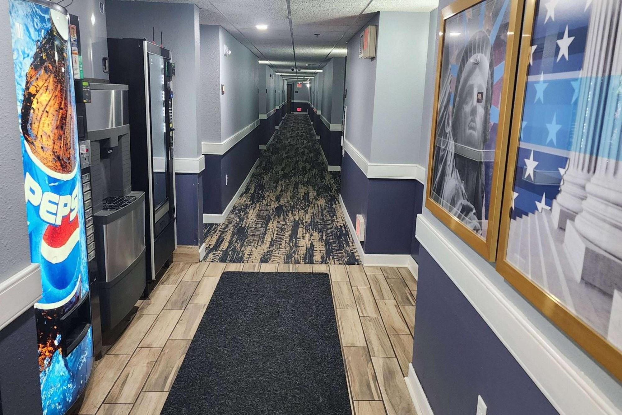 Americinn By Wyndham Austin Esterno foto